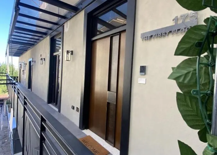 The First Floor - Exclusive - Отель типа 